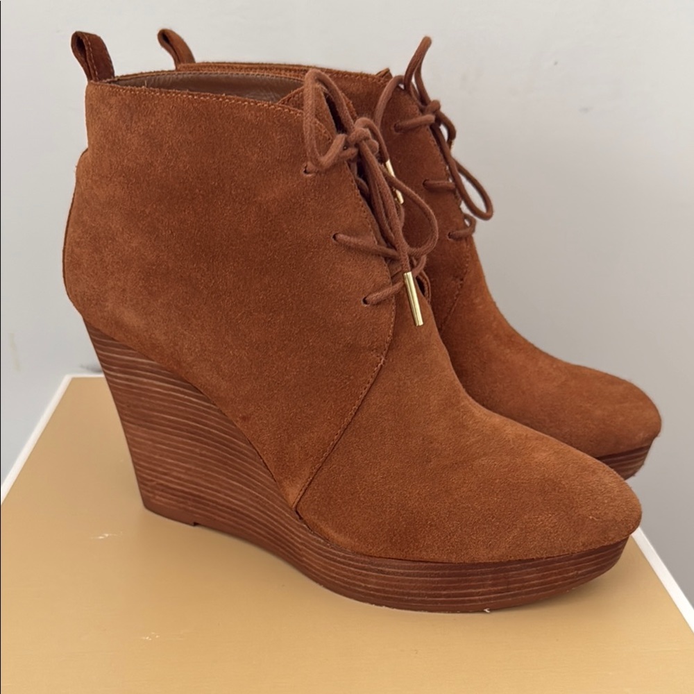 Women's Brown Suede Wedge Ankle Boots